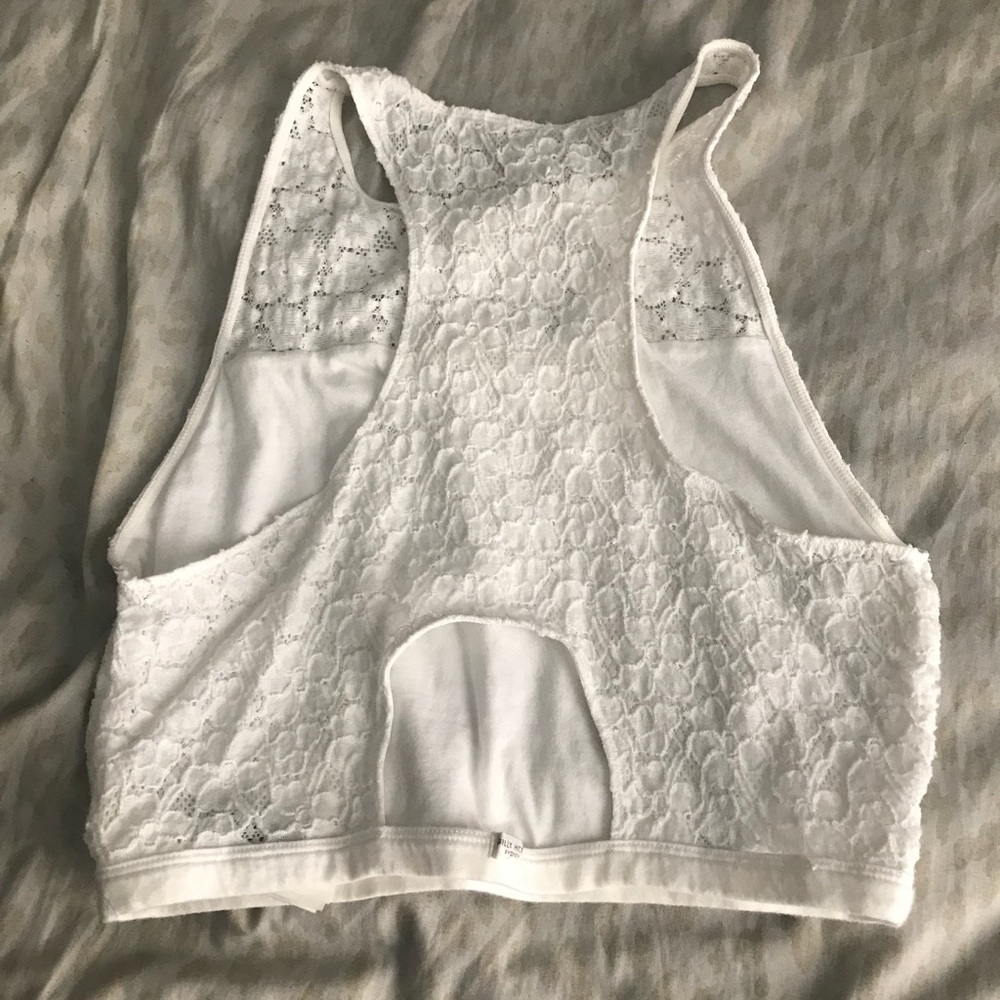 Crop top - Picture 2 of 3